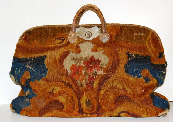 VINTAGE Tapestry FRENCH LUGGAGE COMPANY - 2 PIECE SET EXCELLENT CONDITION!