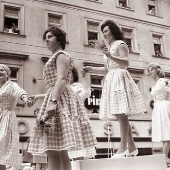 Women wearing 1960s vintage dresses, 1961