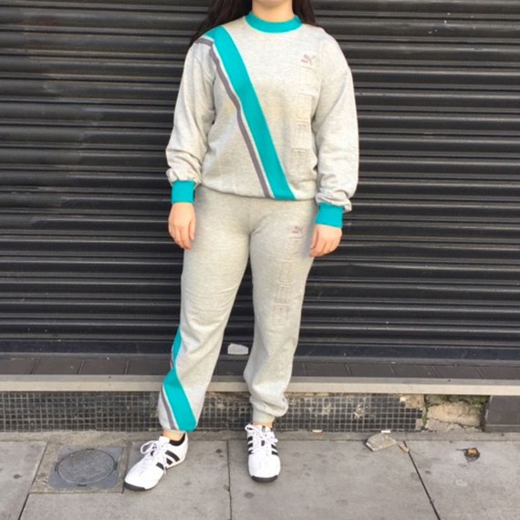 Vintage sportswear for everyday style - Blue 17 Vintage Clothing
