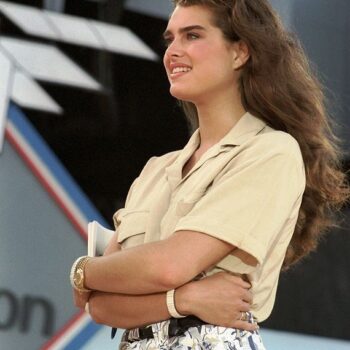 What clothing trends were popular in the 80s - Brooke Shields in 1986