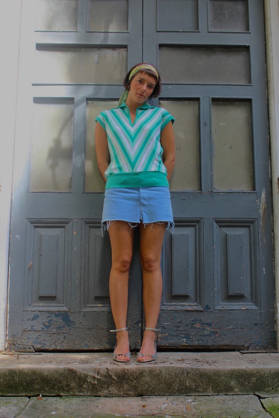 Denim skirt best sale 90s outfit