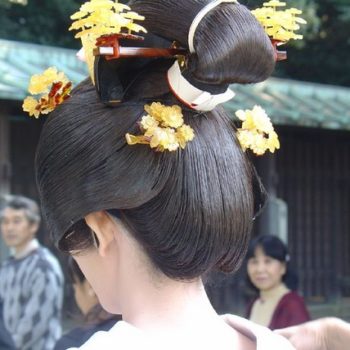 Mikio Sakabe.Japanese Fashion. Traditional Japanese wedding hairstyle