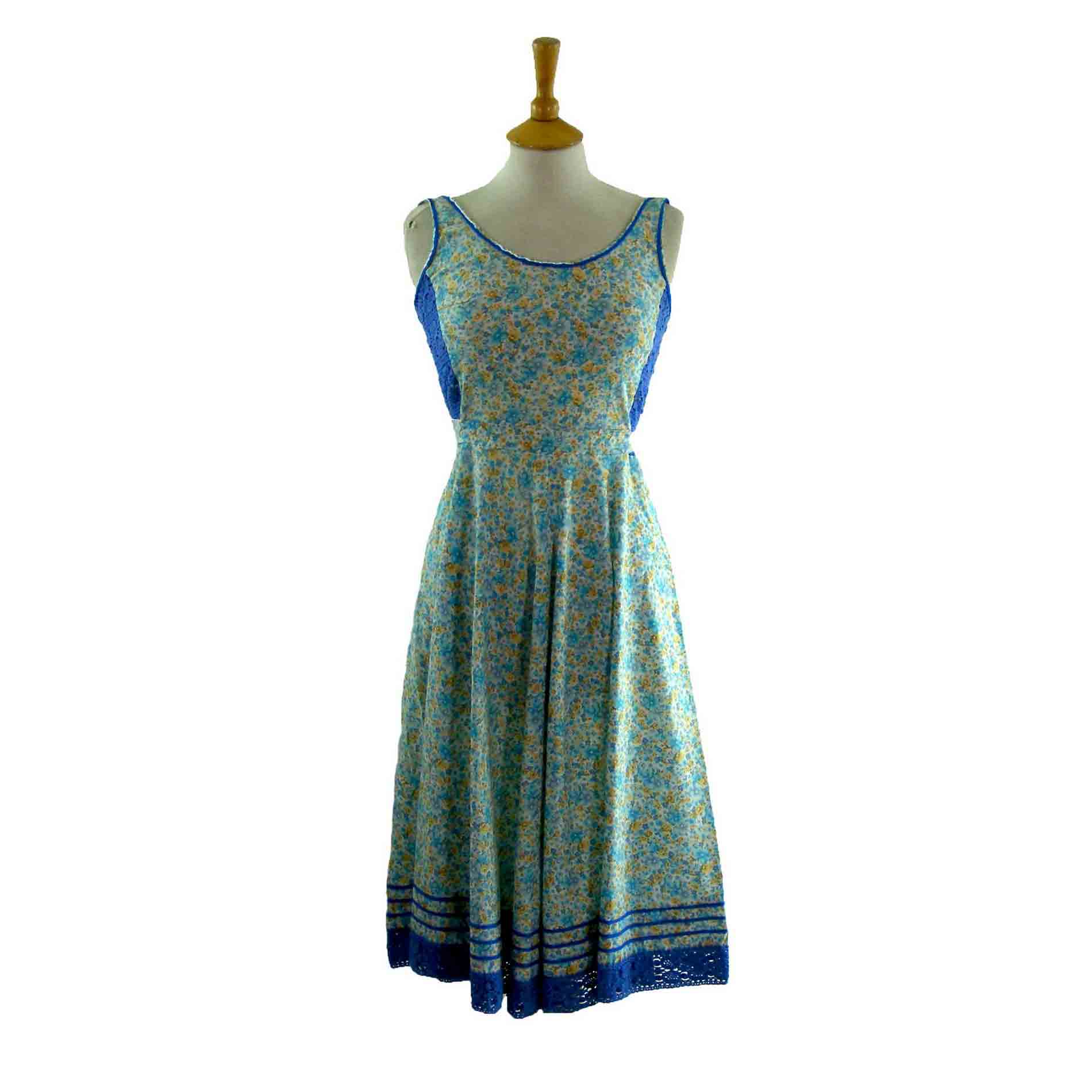 70s Floral Print Dress - Blue 17 Vintage Clothing