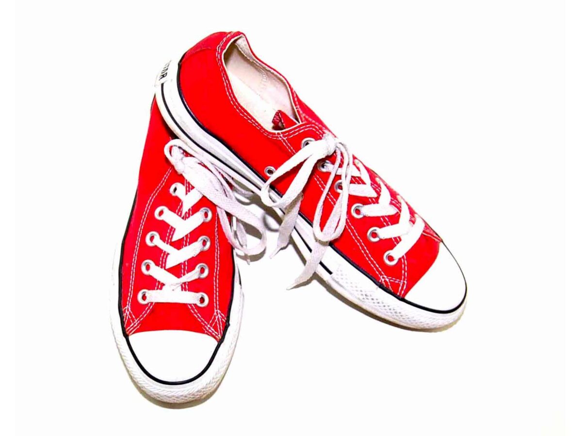 Old red converse online