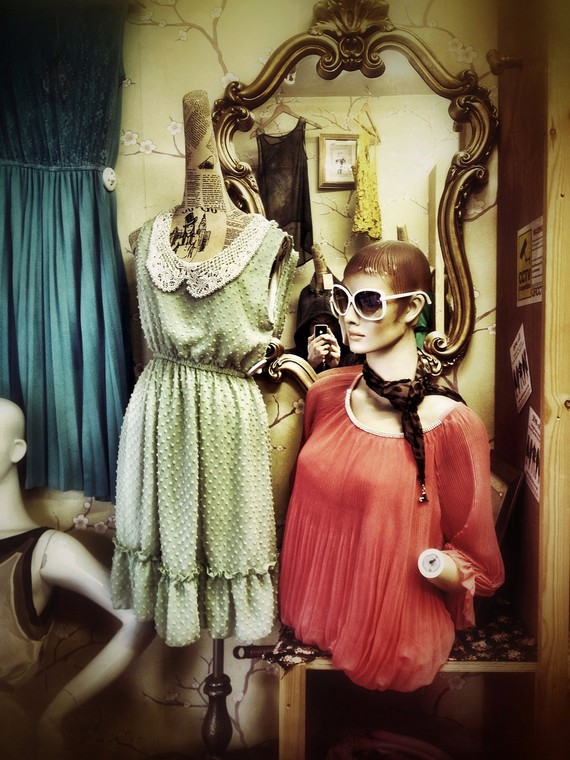 Retro clothing stores - Vintage Finds in London - Blue 17 Vintage Clothing