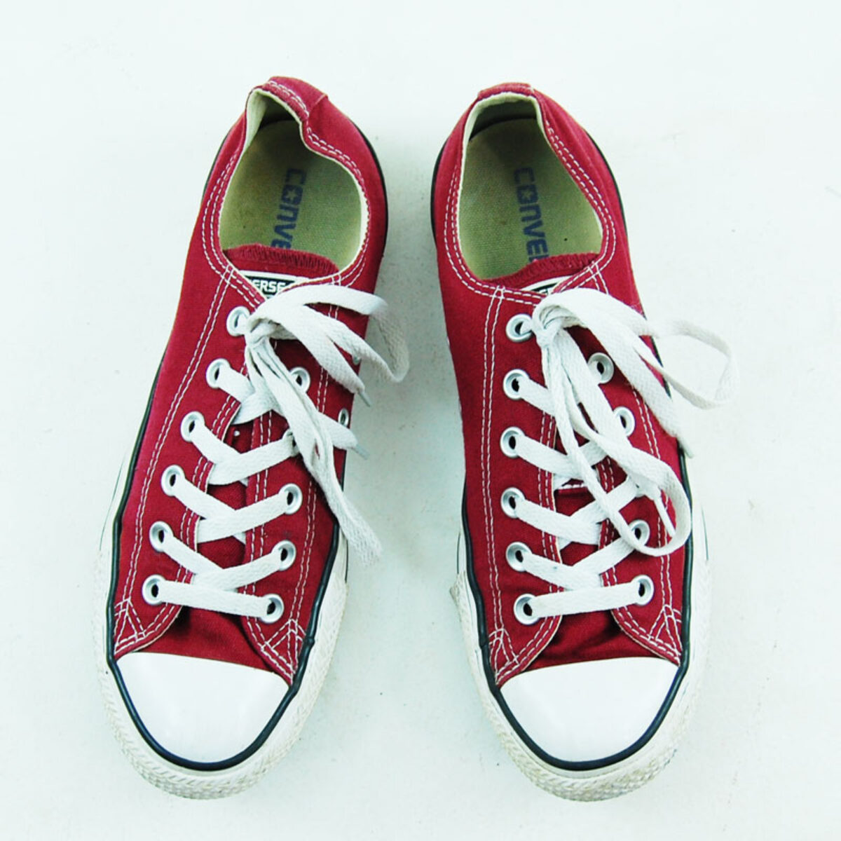 Burgundy converse online mens