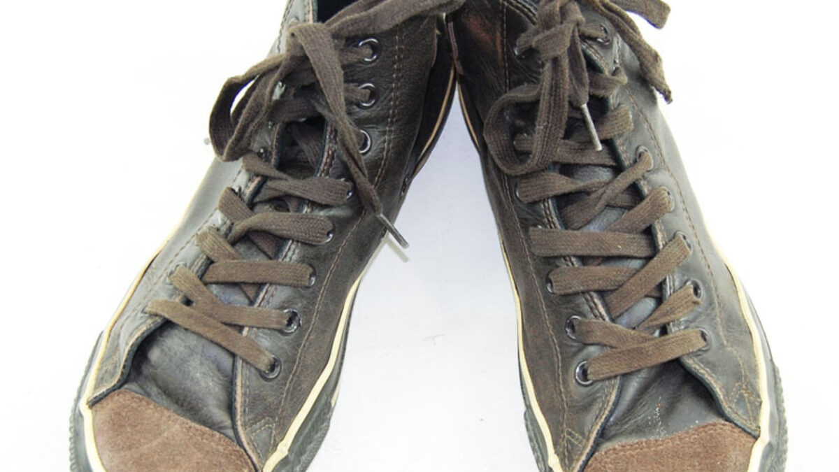 Vintage brown best sale leather converse