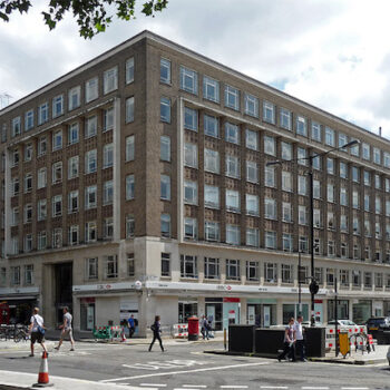 Ailsa Garland had an office at Vogue Hanover Square. Image via creative commons.