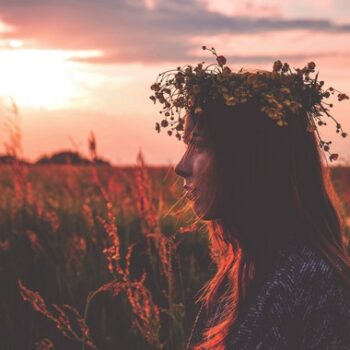 Top fashion of the 2010s - flower crown.