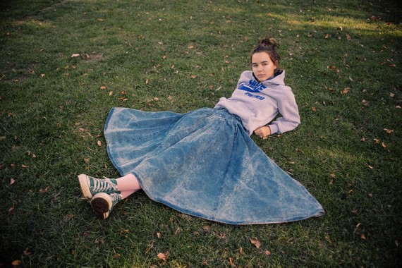 Second Hand Online - Wide circle denim skirt from Blue17 vintage clothing