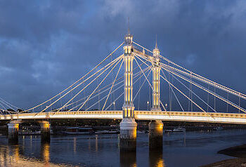 Clothes Recycling South London - Albert Bridge. Image via Wikimedia Images, copyright free.